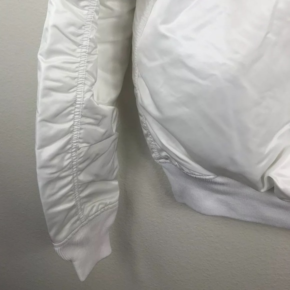 Alpha Industries MA-1 Slim Fit Bomber Jacket NWT White - X-Small XS Reversible - Picture 11 of 13